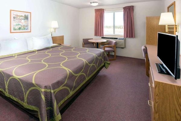 MOTEL 6 REDMOND (Redmond)